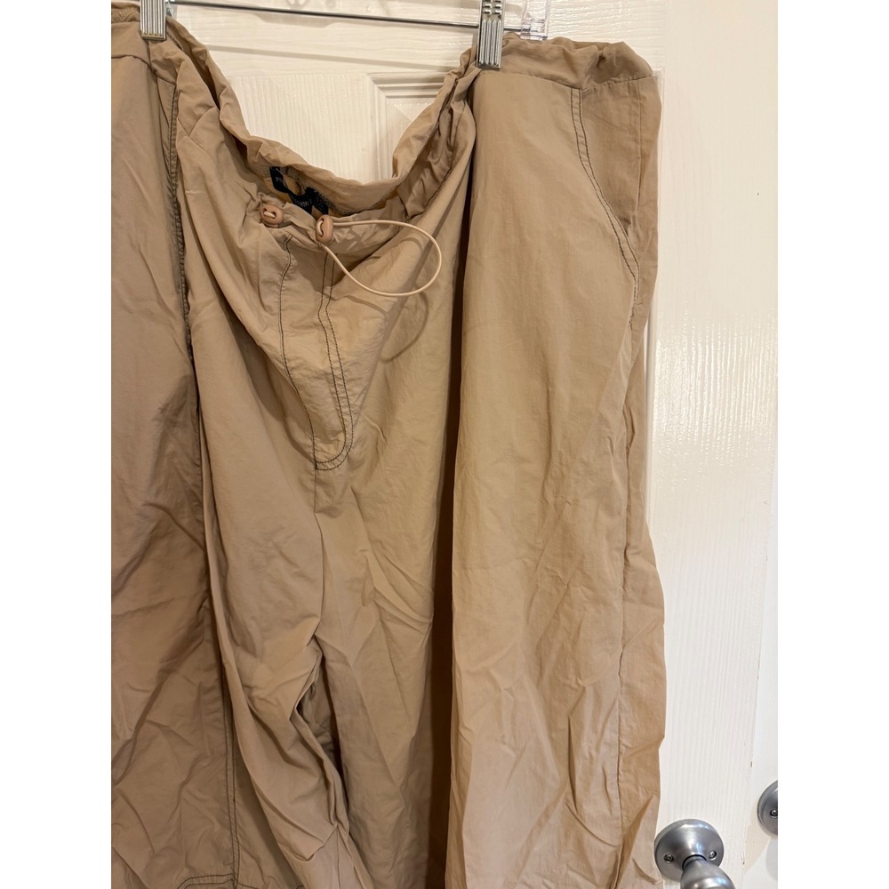 PrettyLittleThing NWT Plus Size Khaki‎ Drawstring Waist Wide Leg Pants UK26 - Picture 2 of 5